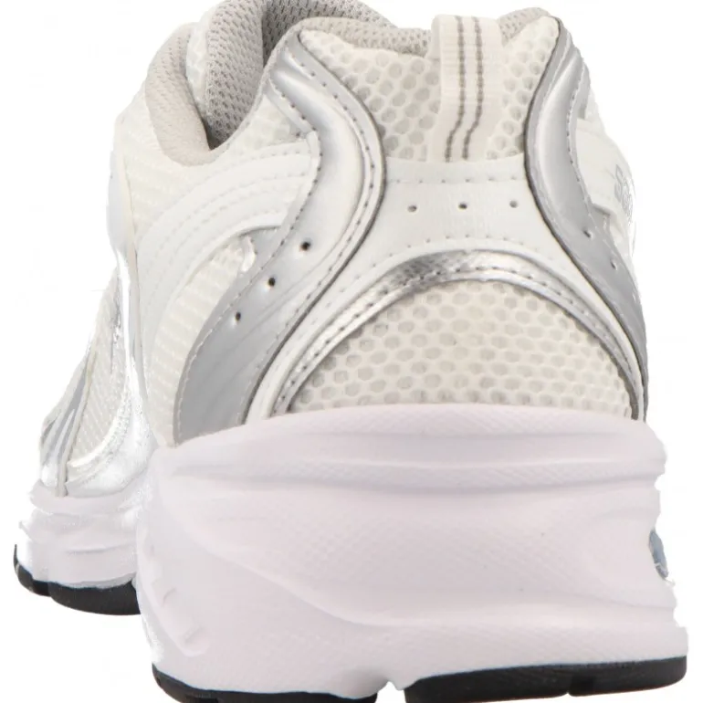Baskets*New balance 530
