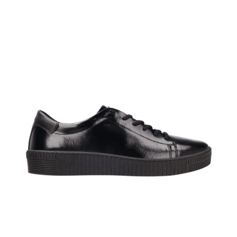 Sneakers*Gabor Baba