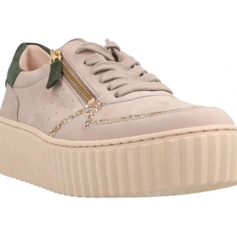 Sneakers*Gabor Keola