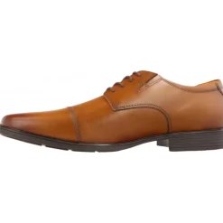 Classique*Clarks Tilden Cap Dark Tan Leather Marron